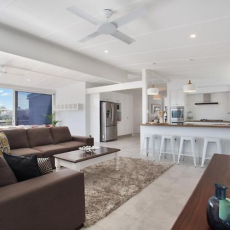 Incredible Value - Perfect For Large Families Villa Гоулд Коуст Екстериор снимка